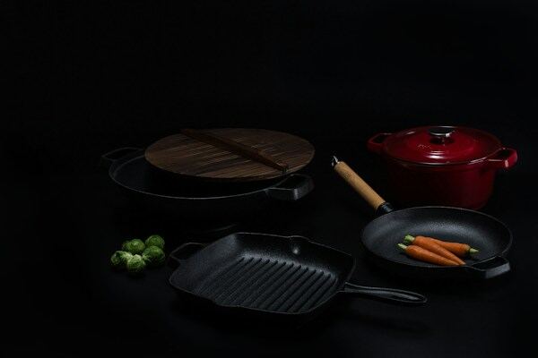 A finished, seasoned cast iron pan